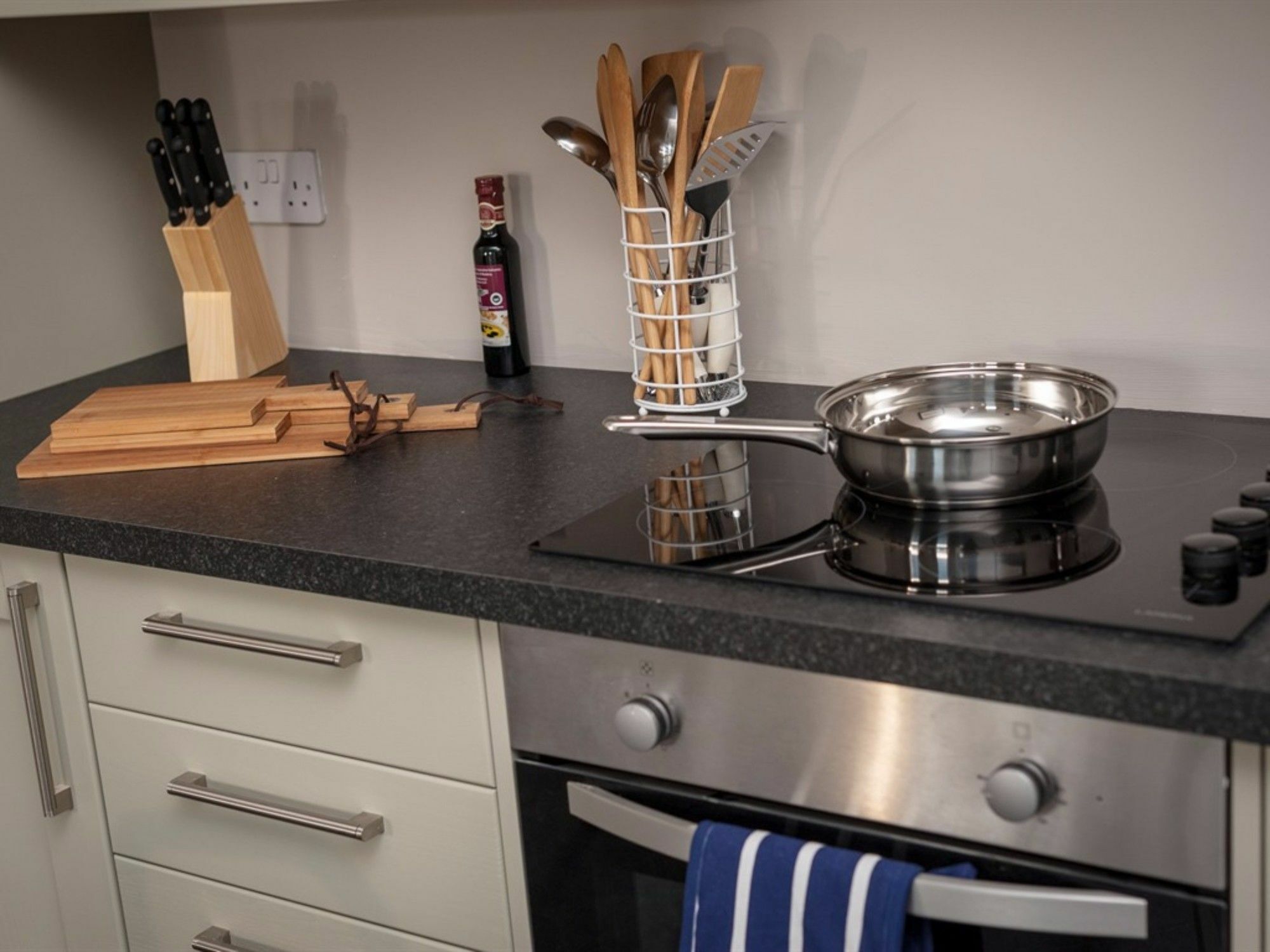 Cornerstone Apartments Edinburgh Dış mekan fotoğraf